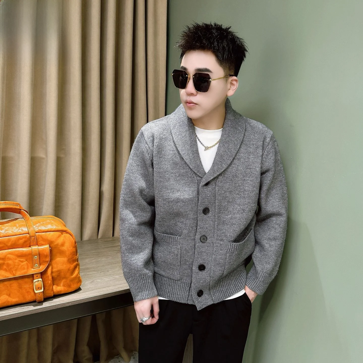 

Мужской вязаный кардиган премиум-класса на осень-зиму с воротником-стойкой, винтажный, повседневный, из полиэстера, с длинными рукавами, теплый.