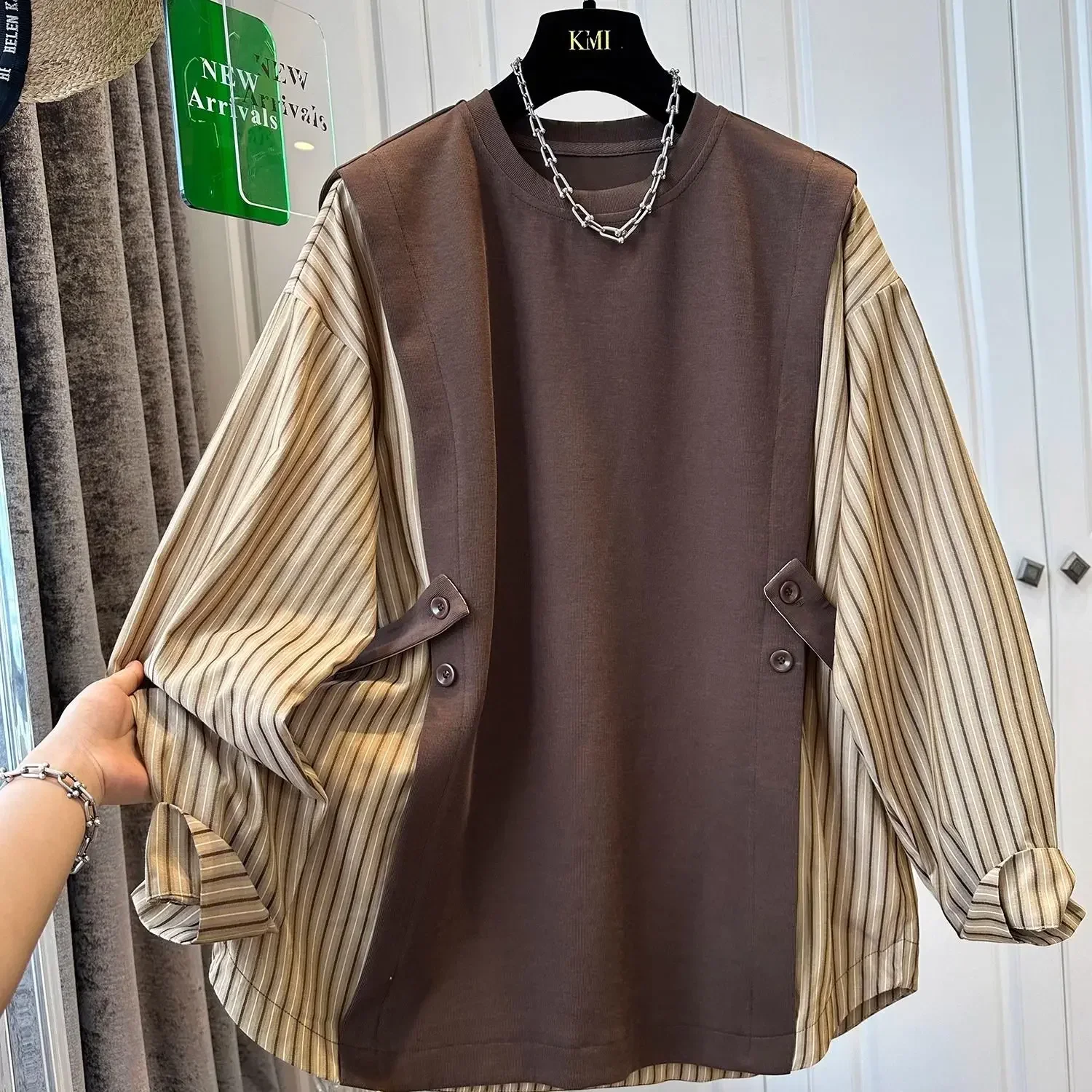 2024 autumn design sense niche striped contrasting splicing hoodie women's plus size fashionable  top