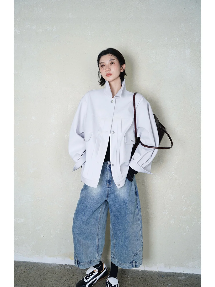 

JCCC adow New Cool Denim Texture Retro Jaet Outerwear in Plaster ey White Loose Fit Regular Length Polyester 00%