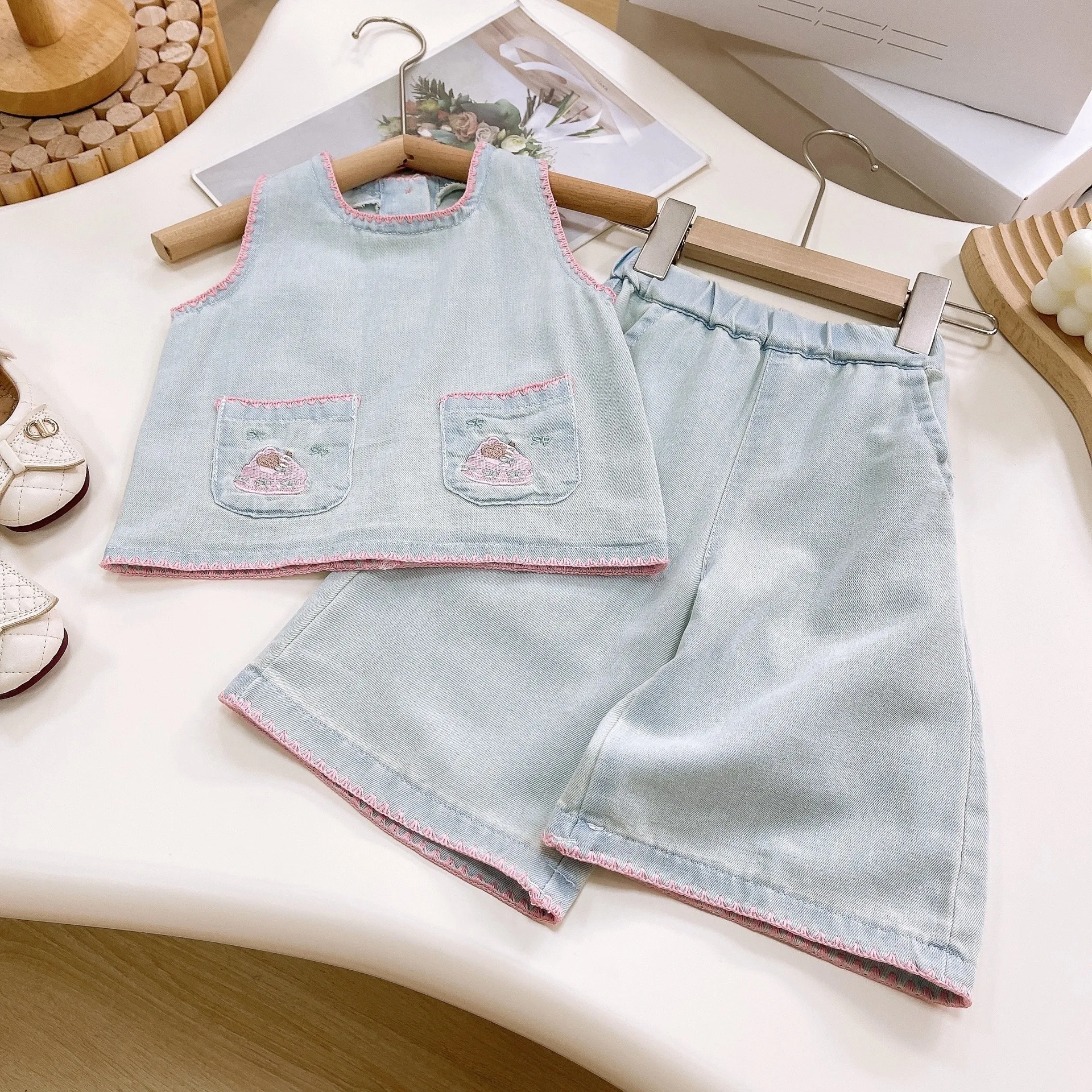 Children\'s Clothing Sets Cute Lace Embroidered Denim Sleeveless Top with Wide-leg Pants 2pcs Sets Toddler Girl Clothes