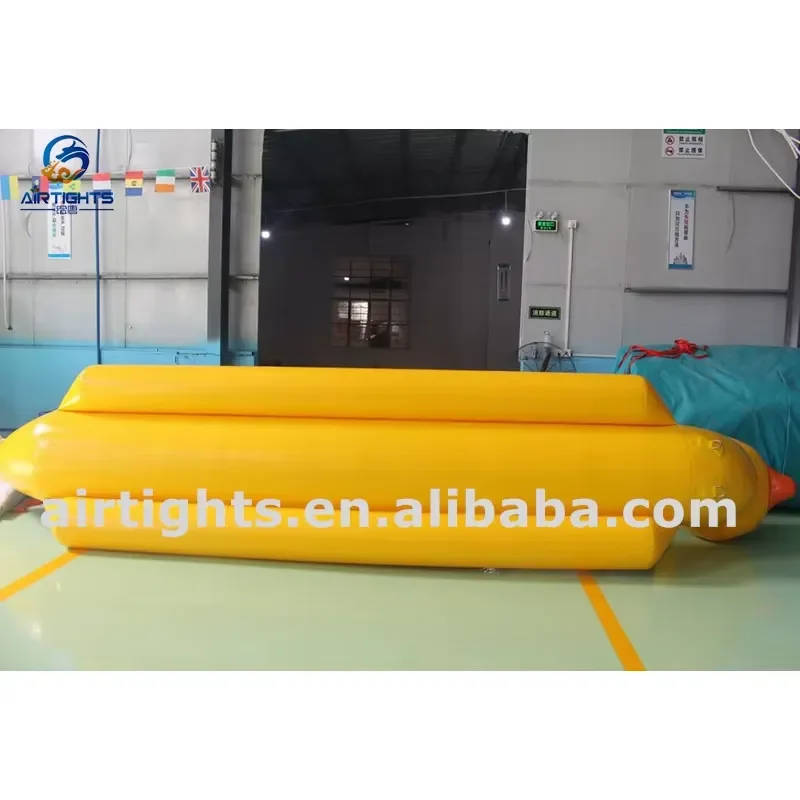 Customized Airtight Inflatable Duck Water Banana Boat for 6 Persons