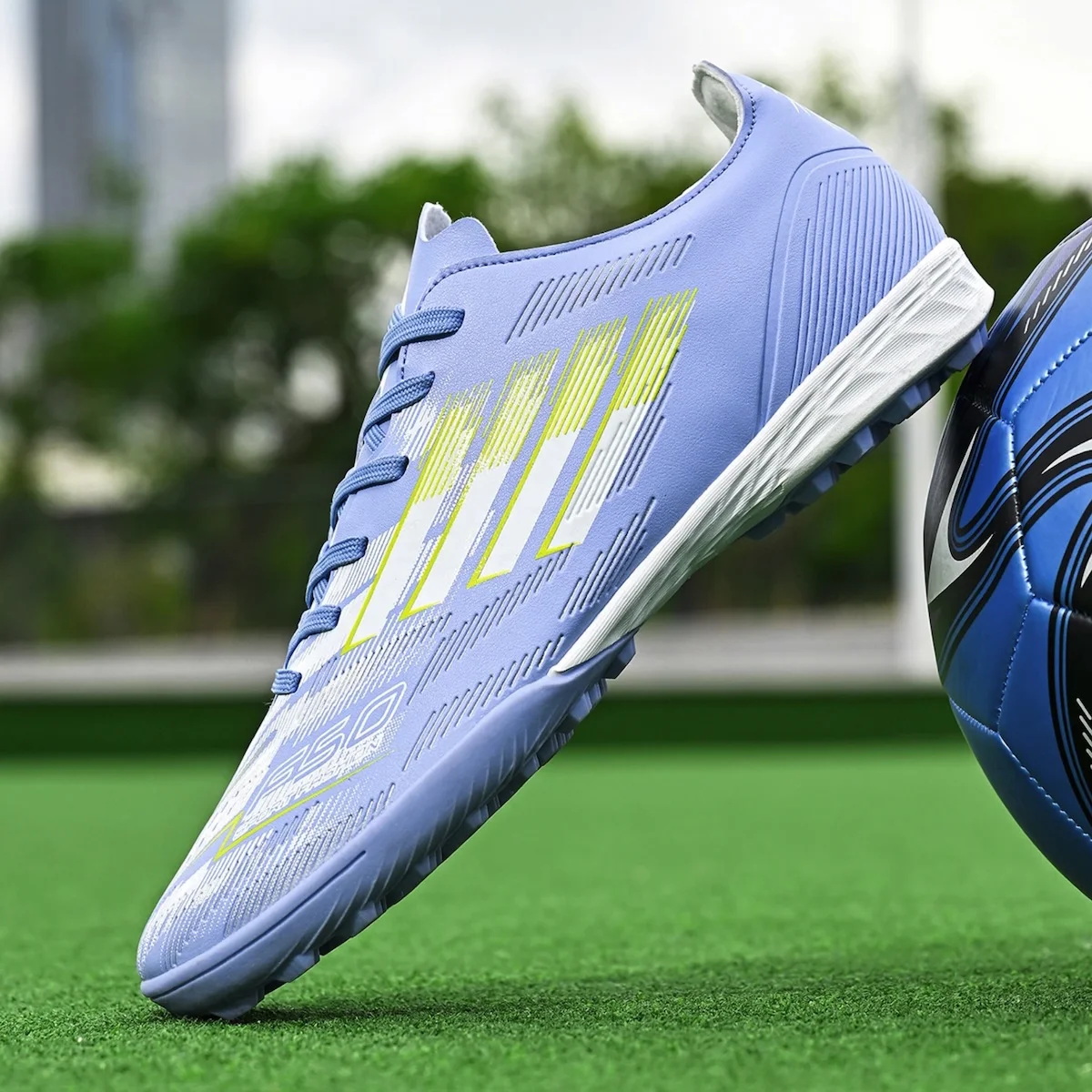 

New Men Soccer Shoes Long Spikes Cleats Breathable Adult Training Outdoor Non Slip Boys Sport Football Boots Match Comfortable