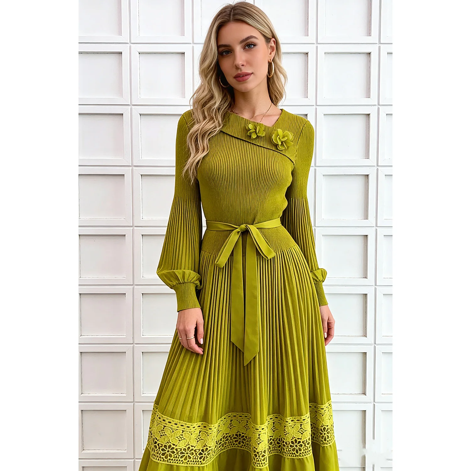 

Юго-восточноазиатская трансграничная длинная юбка с высокой талией, кружевными вставками, рукавами-фонариками, пэчворком, декоративными складками и 3D-цветочными аппликациями