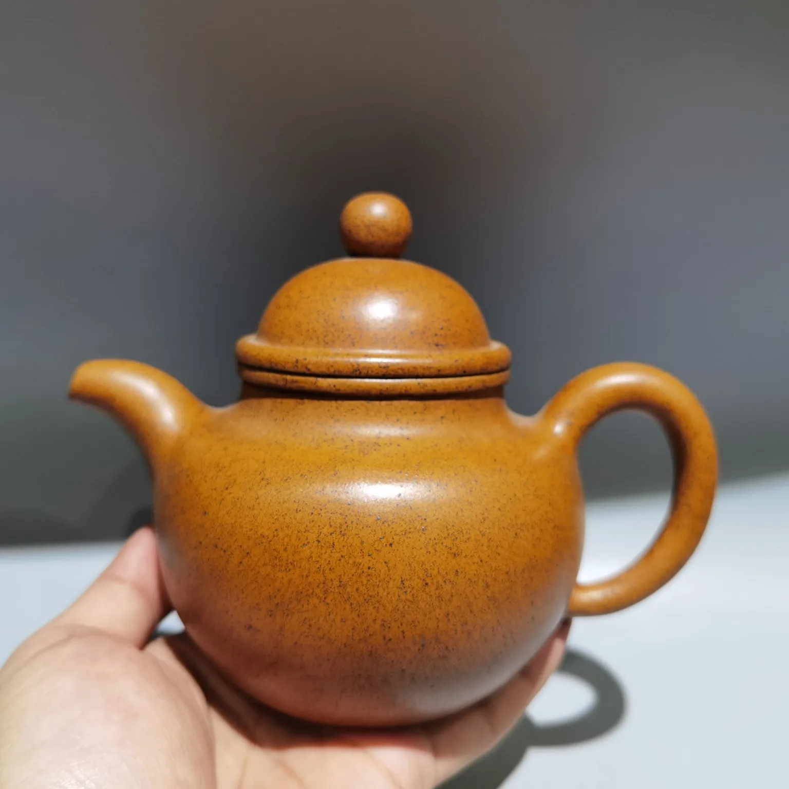 

7"Chinese Yixing Purple Clay Teapot Round Cap shape Kettle Dragon bone gold sand Teapot Flagon Gather fortune Ornaments