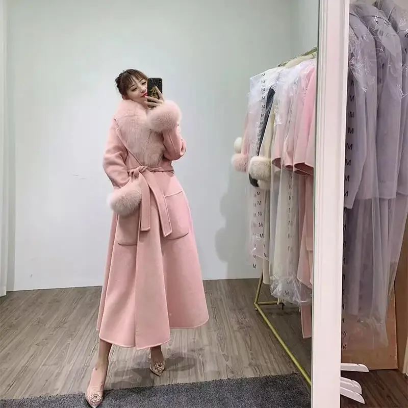 Giacca in lana con rifinitura in pelliccia di volpe Cappotto in cashmere da donna in vera pelliccia di pecora pelosa stile lungo