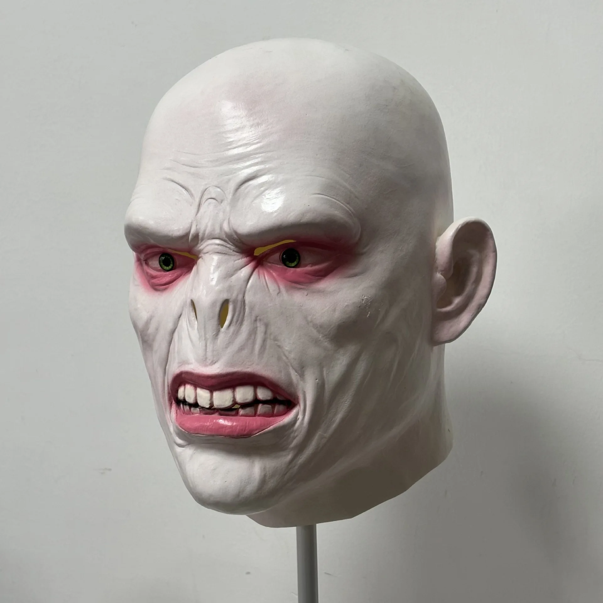 Weiße Dämonen-Monster-Vollkopf-Latexmaske Gruselige Horror-Kreatur-Maske Halloween Cosplay Karneval Kostüm-Requisite – Detail 4