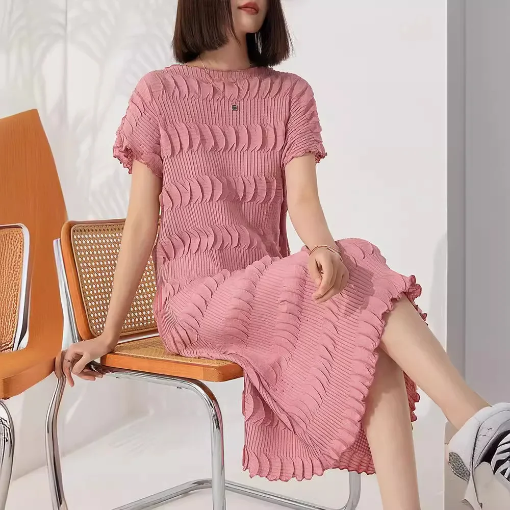 Women's summer dress Miyake Pleated Fashion loose O-neck short sleeve solid color manual ruffled dress