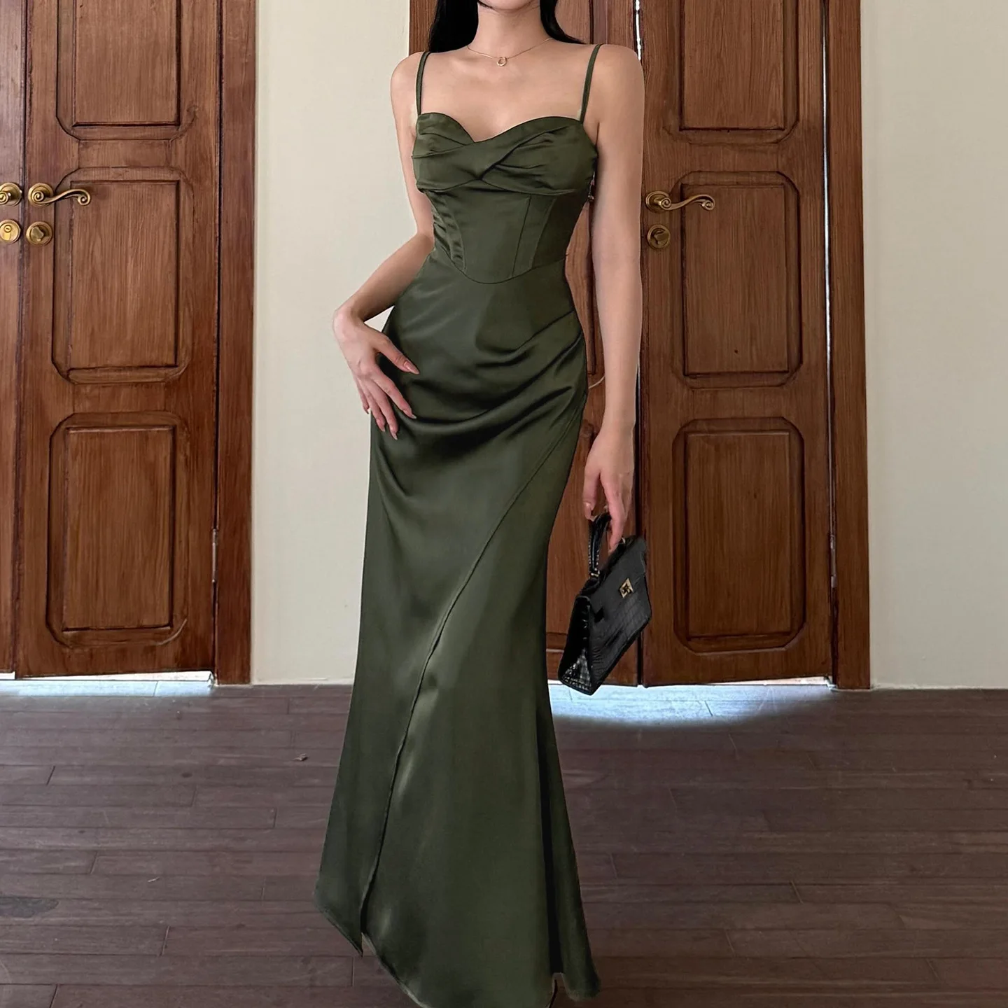 Frauen Sexy Spaghetti Strap Grün Abend Party Prom Club Neue Elegante Backless Split Satin Langes Kleid Paket Hüfte Meerjungfrau Rock