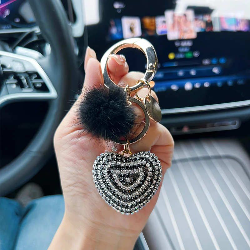 Full diamond mink heart-shaped keychain, large round buckle pendant, peach heart bag hanging decoration, car remote control keyc