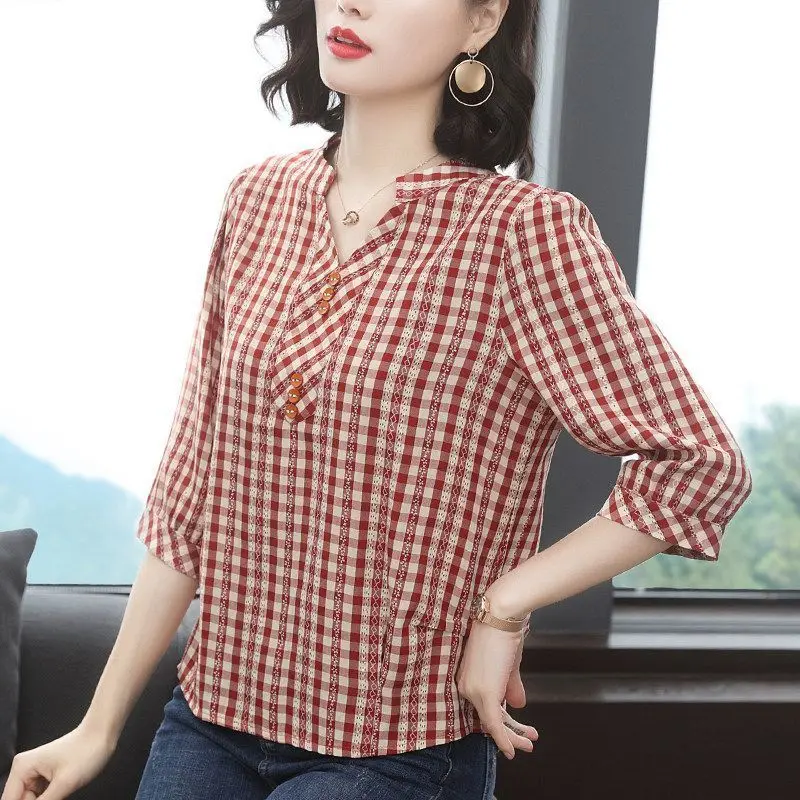 Fashion Elegant 3/4 Sleeve Plaid Shirt Summer New Women\'s Clothing Simplicity Button Patchwork Loose V-Neck Blouse for Female