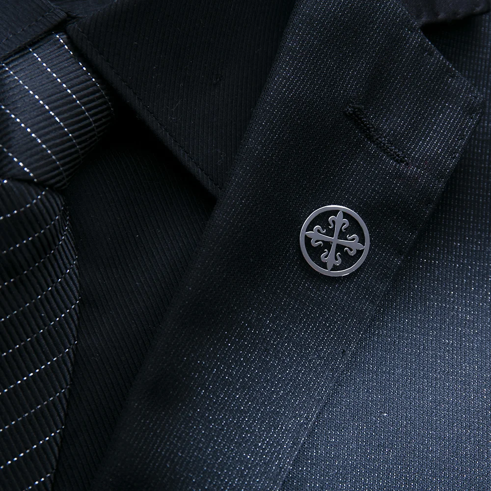 Tangula Vintage Cross of Lilies Brooches Stainless Steel Christian Cross Badge Mens Suit Lapel Pins Wedding Jewelry for Groom