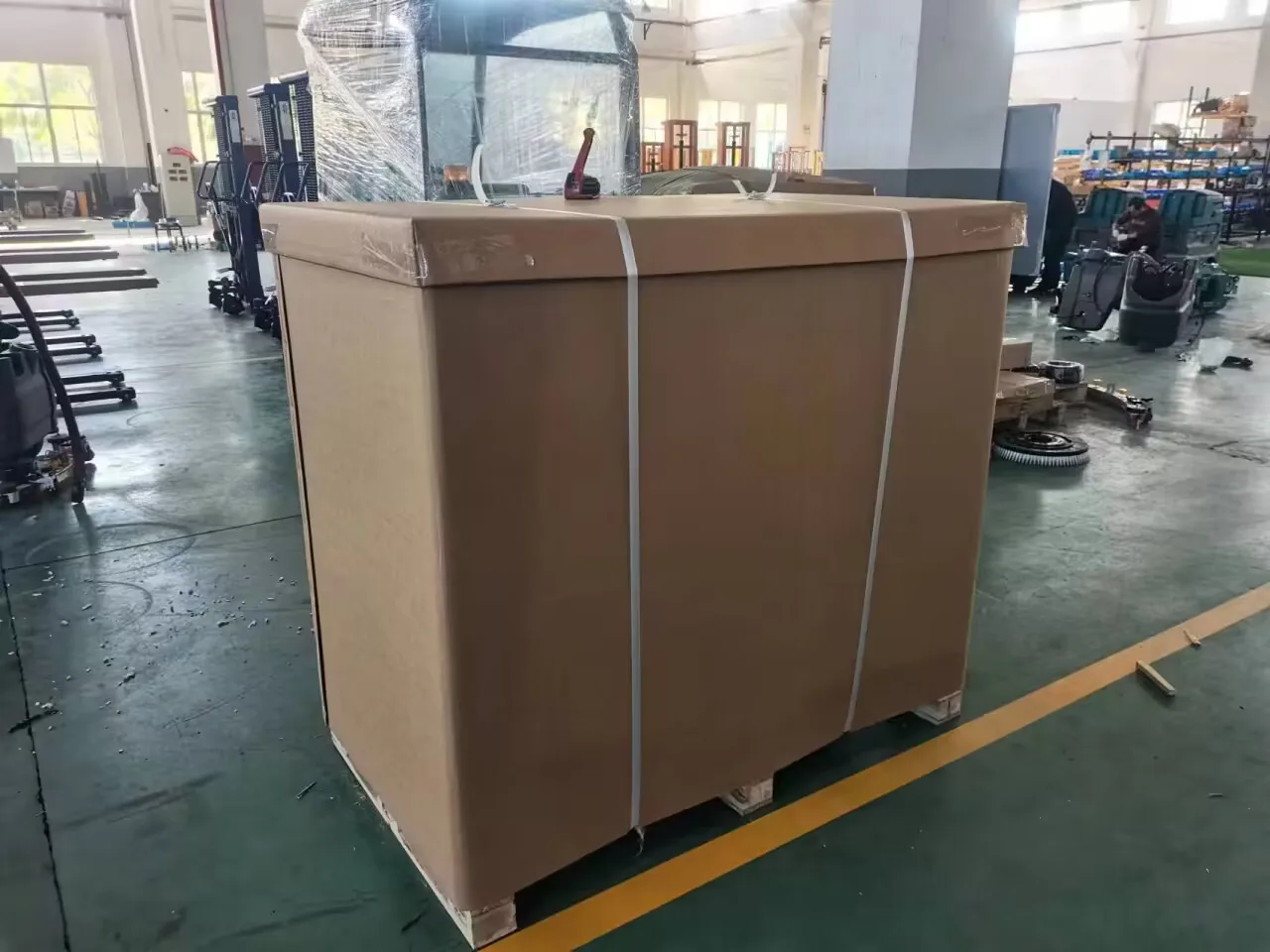 Attrezzatura per la pulizia della spazzatrice per pavimenti automatica di marca EVERLIFT con CE