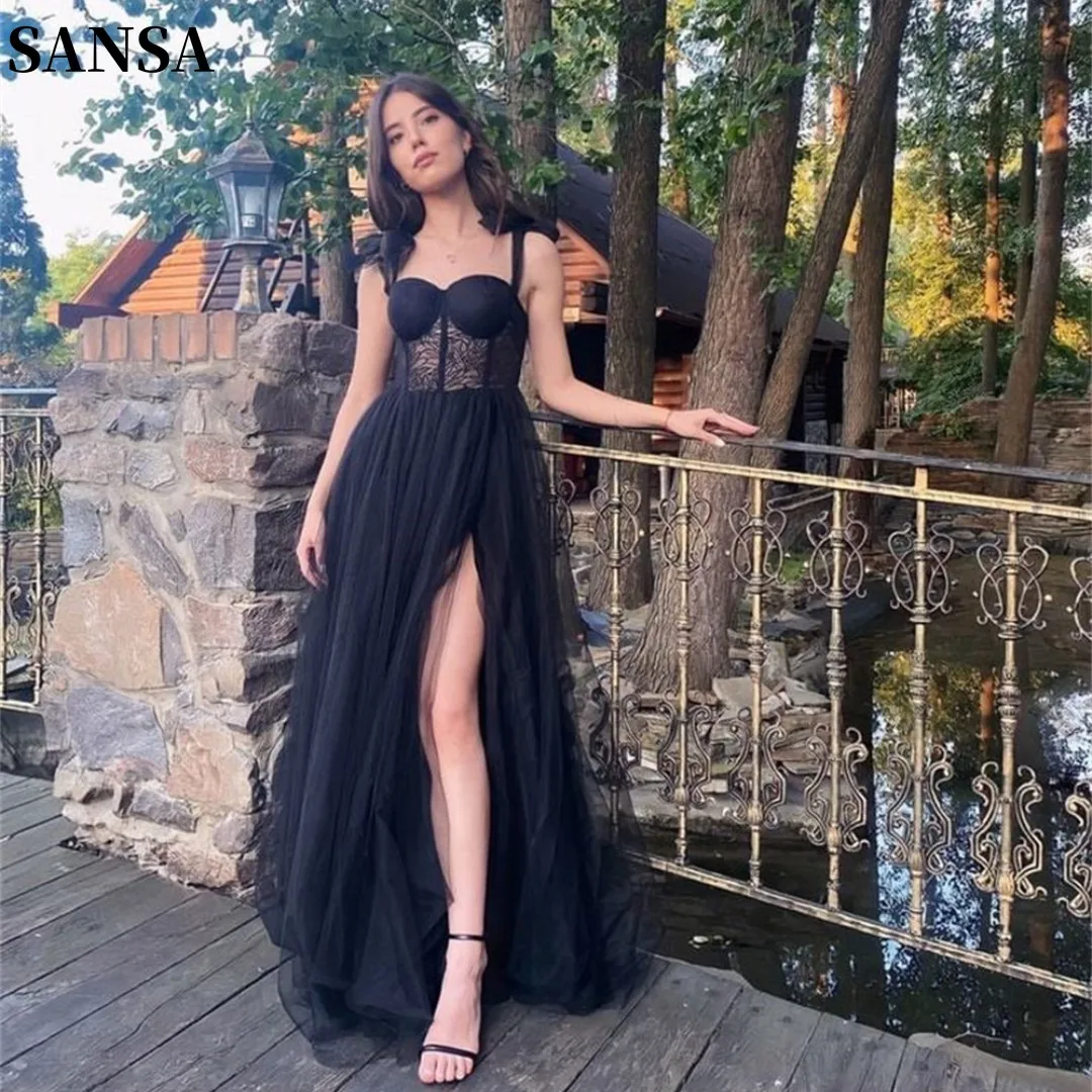 

Sansa Black Lace Embroid On Chest A-line فساتين سهره فاخره 2023 Sexy Side Split Tulle فساتين السهرة Sweetheart Prom Dresses
