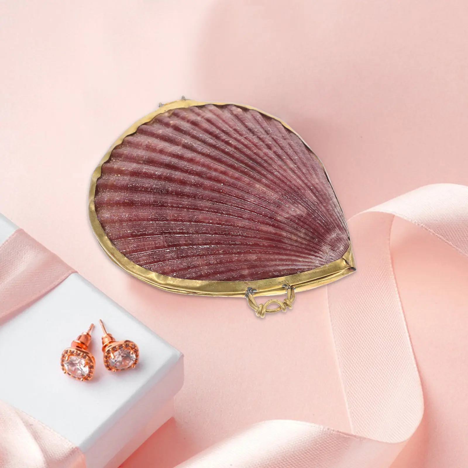 Shell Shaped Jewelry Box Elegant Small Trinket Container for Rings Stud Earrings Chains Pendants Desktop Decor Gift Wrapping Box
