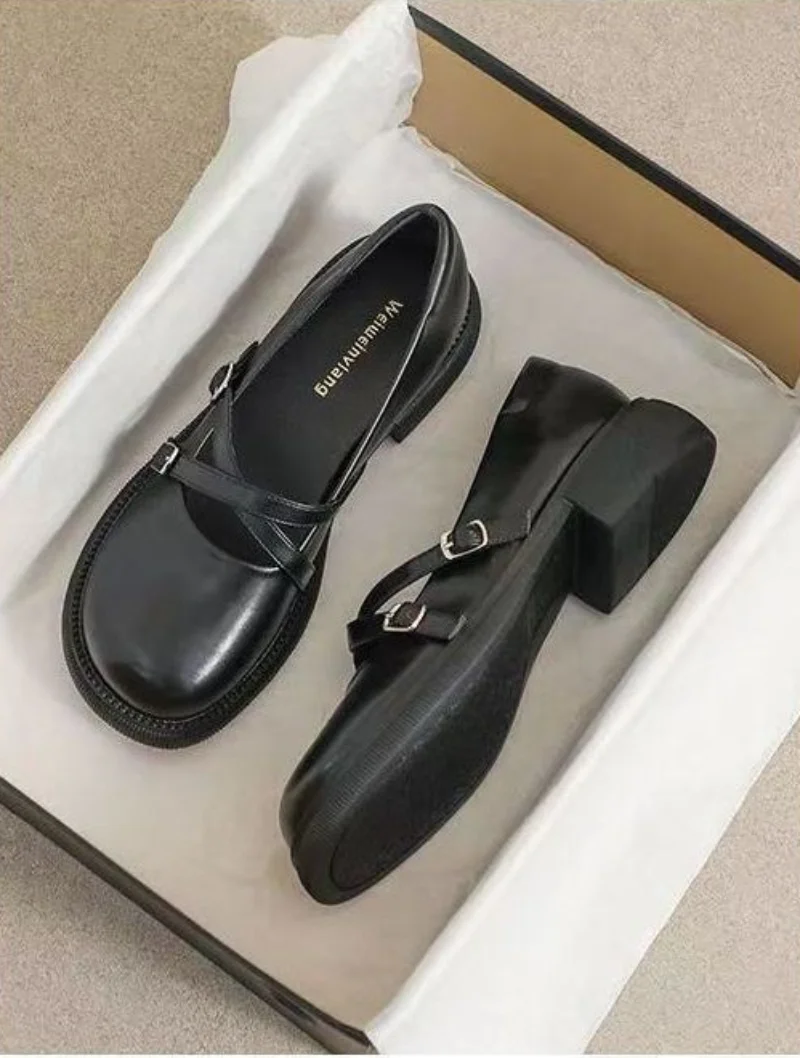 Eleganckie letnie obuwie damskie na niskim obcasie Normalne skórzane buty codzienne dla kobiet 2024 Loafers Square Toe Genuine Mark Non Slip Y2k