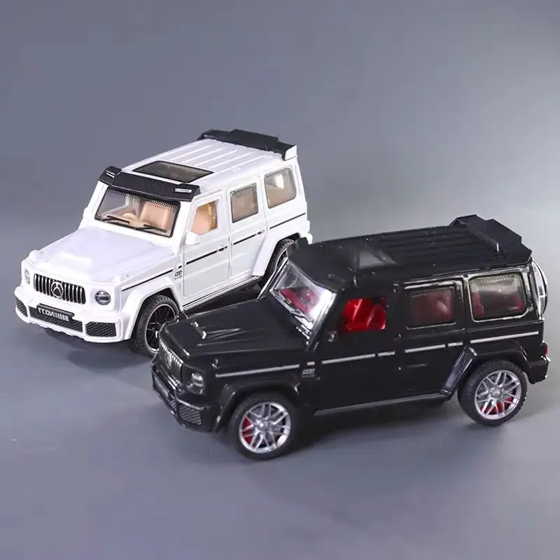 

1:32 внедорожник, пластиковая гоночная модель спортивного автомобиля, литая под давлением игровая машина, украшение, звук, свет, коллекция, хобби, игрушки для мальчиков, подарок