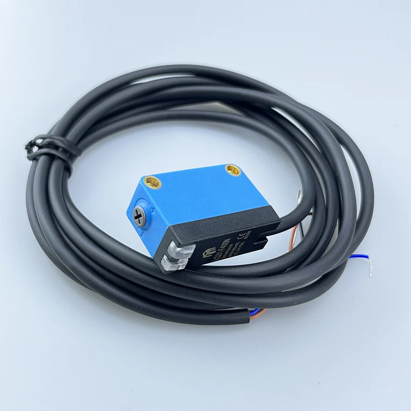 PARMA Square laser sensor diffuse reflection visible laser spot detection distance of 400 mm LD61/LQ31-F400N