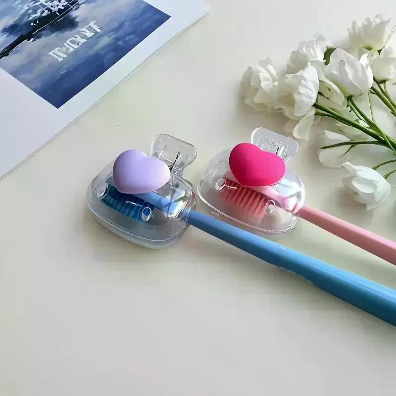 2Pcs Heart Toothbrush Clip Portable Travel Dustproof Toothbrush Head Cover Storage Box Toothbrush Protective Cap