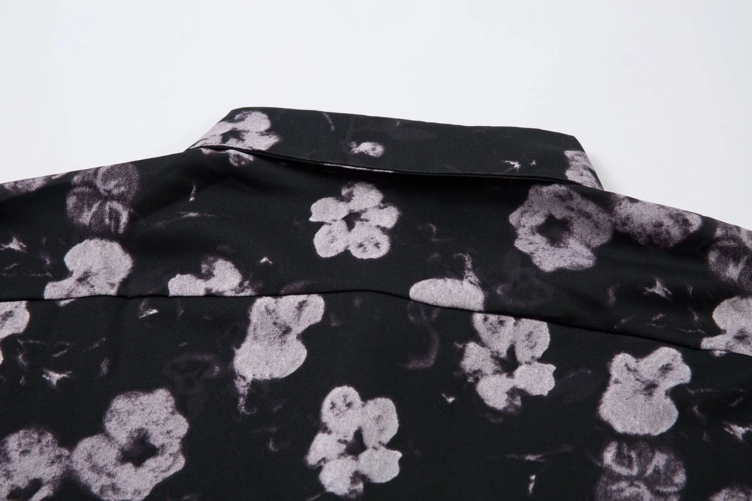 TIFICY Shirts Tops Men's Autumn New Products Rugged and Handsome Korean Floral Streetwear Shirts with Long Sleeves