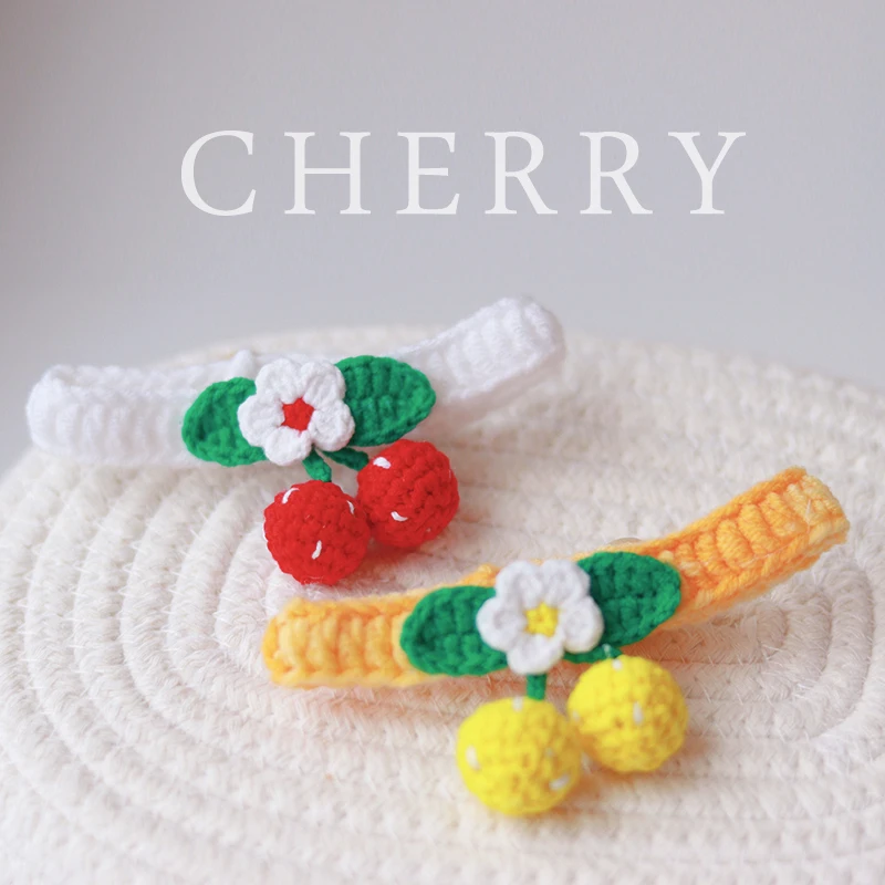 

Hand-knitted Cherry Bell Pet Cat Necklace Dog Scarf Pet Collar Cat Bib Bichon Frise Pet Accessories Adjustable Tie