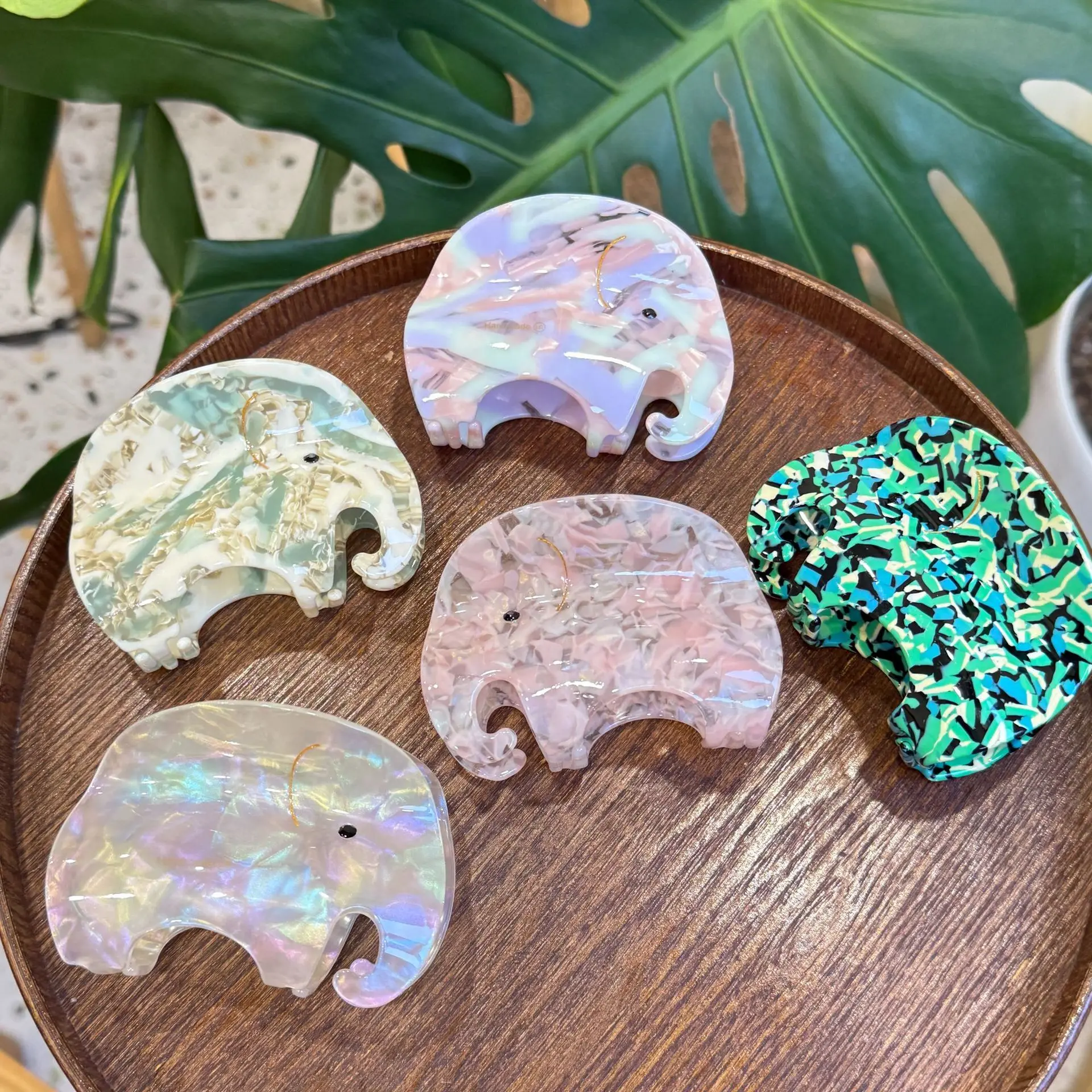 

Colorful Cute Elephant Hair Claw Acetate Cartoon Animals Claw Clip Candy Color Crab Hair Clip Hair Accessories for Women Girls