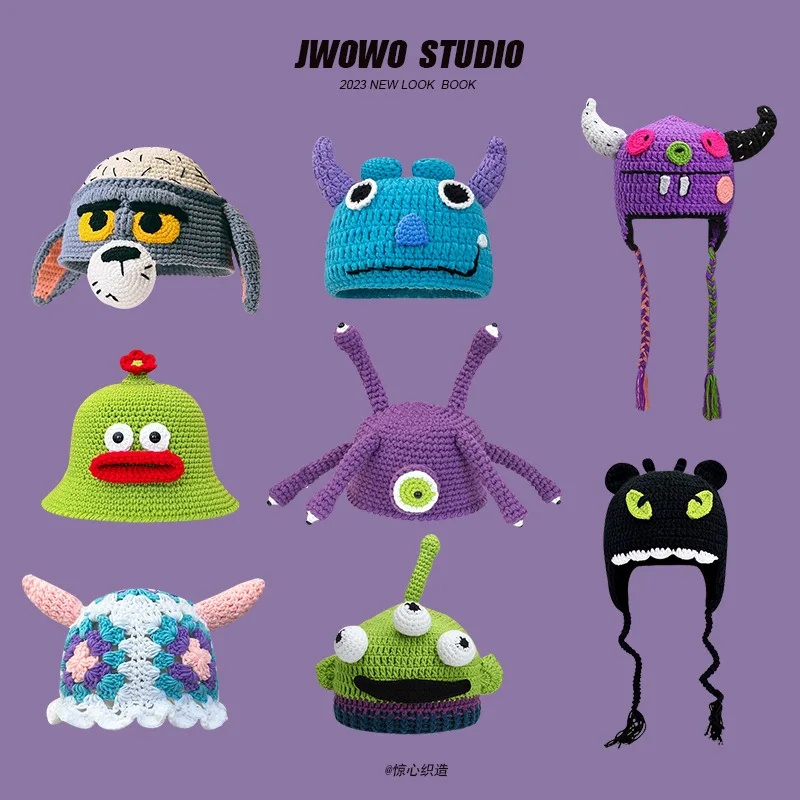 Couple's Autumn and Winter Quirky Big-eye Knit Hat, Cartoon Cute Crab and Octopus Knitted Hat for Halloween and Christmas