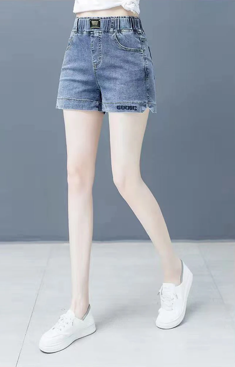 High waisted denim shorts for the 2024 summer new Korean version in large size for slimming effect