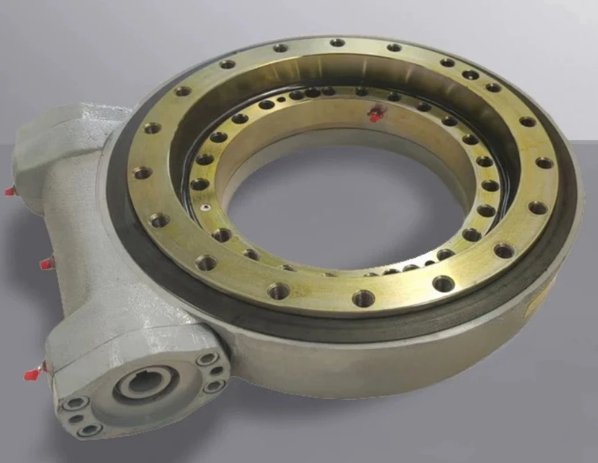 Rotary drive reducer, worm gear turntable, fence type rotary gear reducer