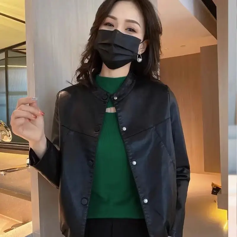 Loose Fit Short Leather Jacket Women's Coat Casual Sle Button Detail Water Washed PU Fabric round Neck Long Sleeve Coat