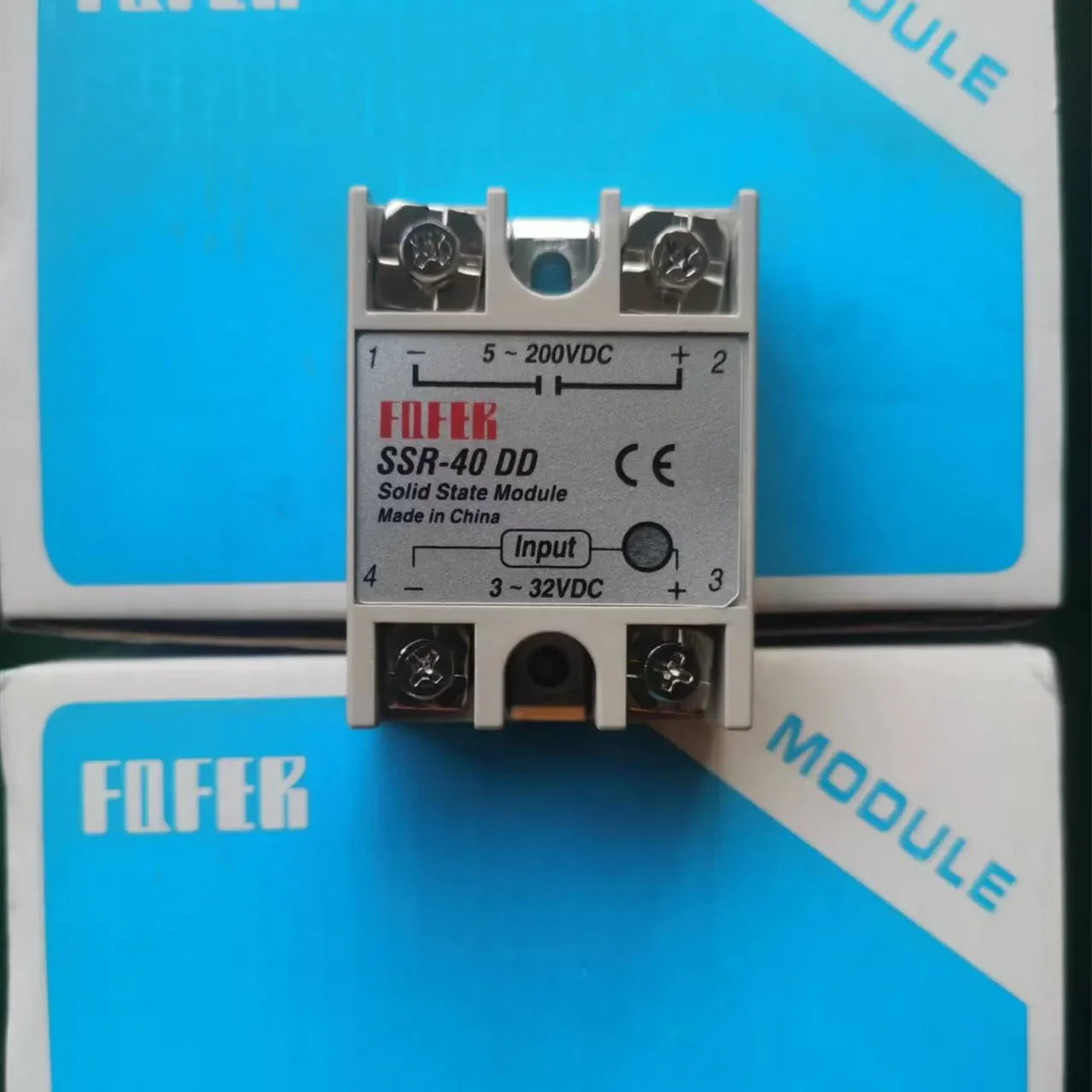 

Однофазный твердотельный релейный модуль SSR-80DA-H