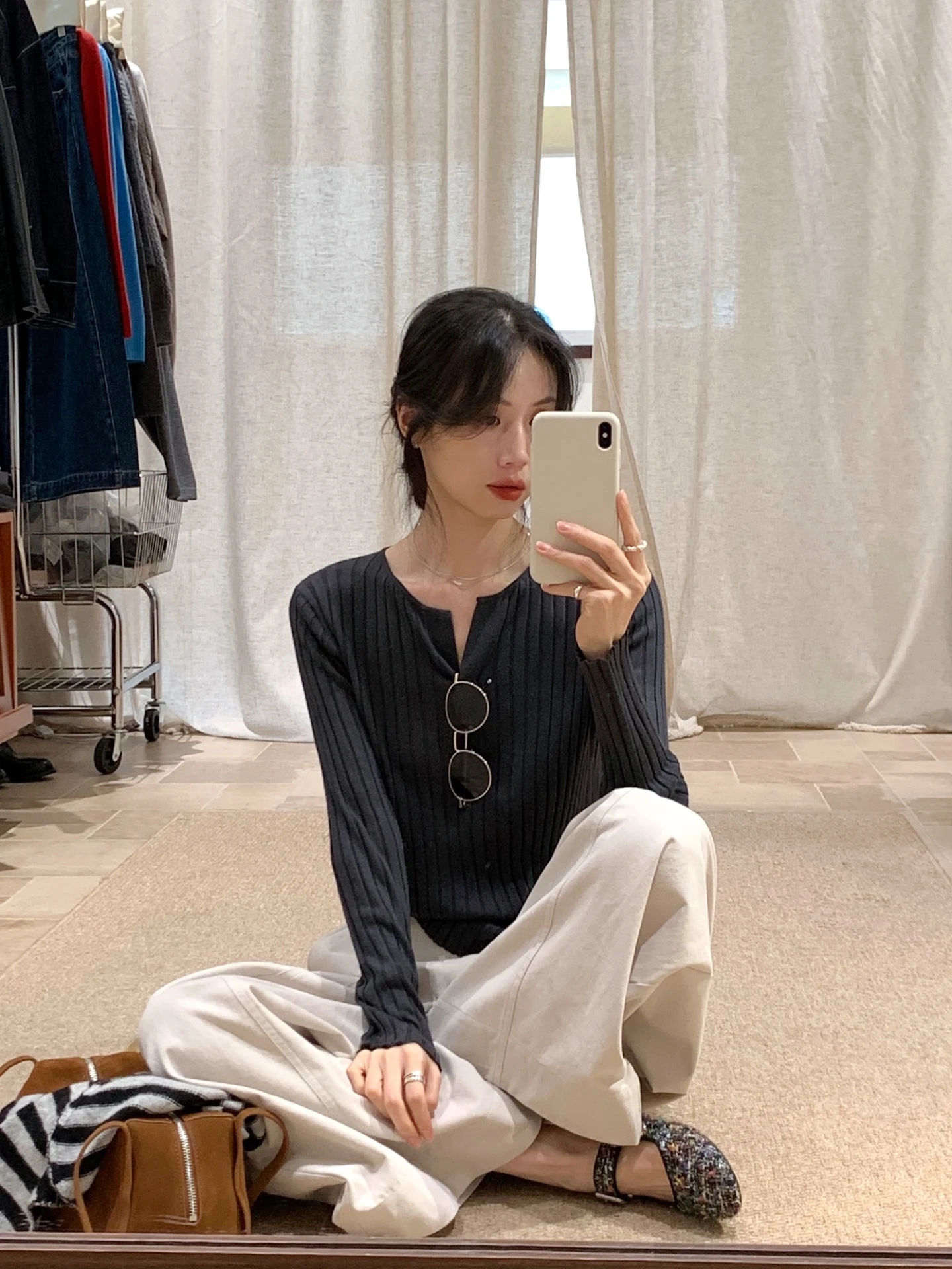 

BRIVIN Korean Sle Deep ey V-Ne Knitwear Long Sve Women's Top Slimming Ele Faion Autumn New Arrival