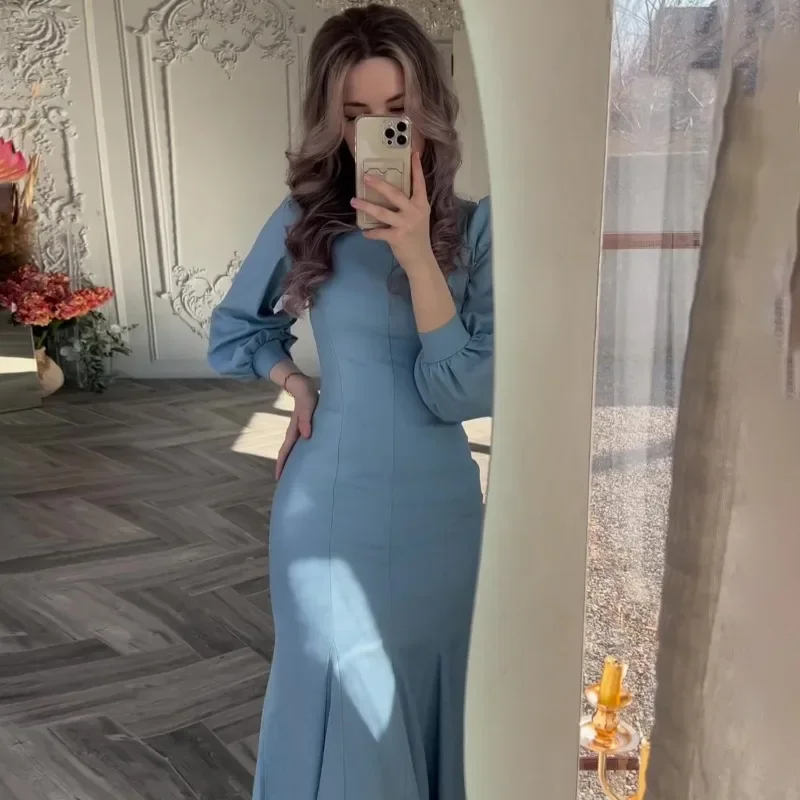 

Spring and Summer New Palace Style Ladies' Waist Cinched Temperament Low Collar Long Sleeved Dress with 2025 U-shaped Collar