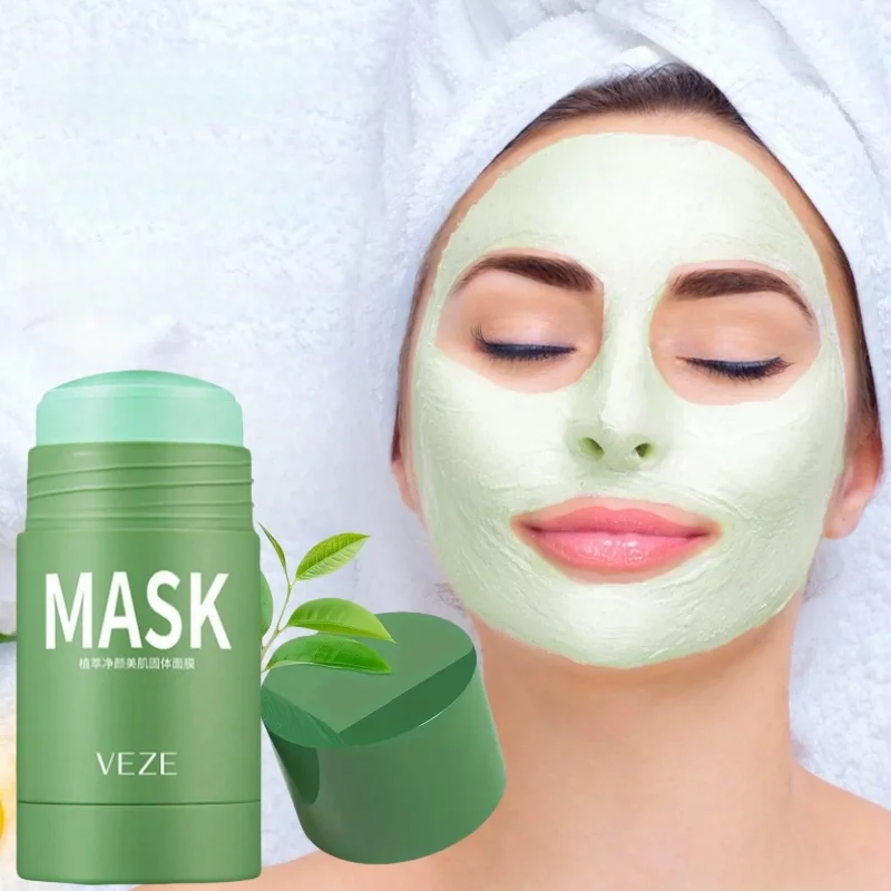 Grüntee-Schlamm-Maskenstick reinigt die Haut, spendet Feuchtigkeit und hydratisiert, kontrolliert die Ölproduktion und hinterlässt die Haut frisch im Gefühl, hat einen frischen Duft, reinigt und reguliert die Ölproduktion, geeignet für Männer und Frauen, und besteht aus hochwertigen Produkten.