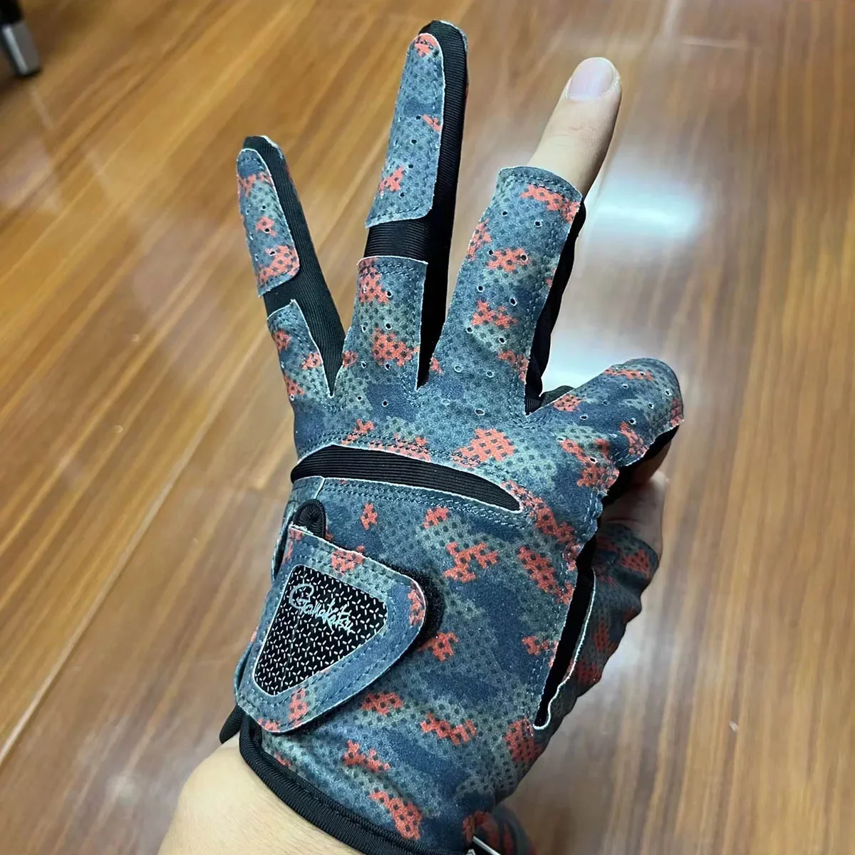 Guantes de pesca Gamakatsu transpirables, 3 dedos cortados, antideslizantes, deportivos, para pesca de carpa, ciclismo, kayak, 1 par