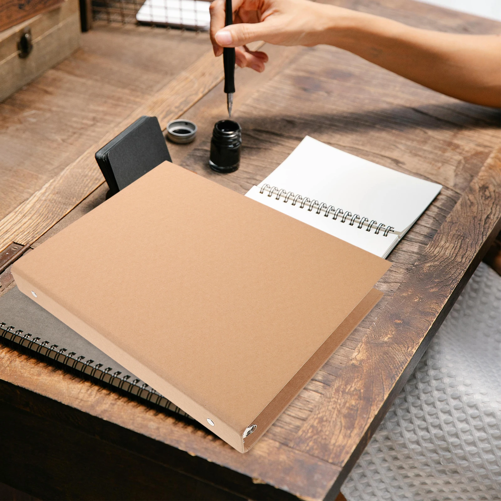 

A4 Kraft Paper Binder Cover 4 Holes Retro Notebook Shell Document Protection School Use Thin Ring Binder