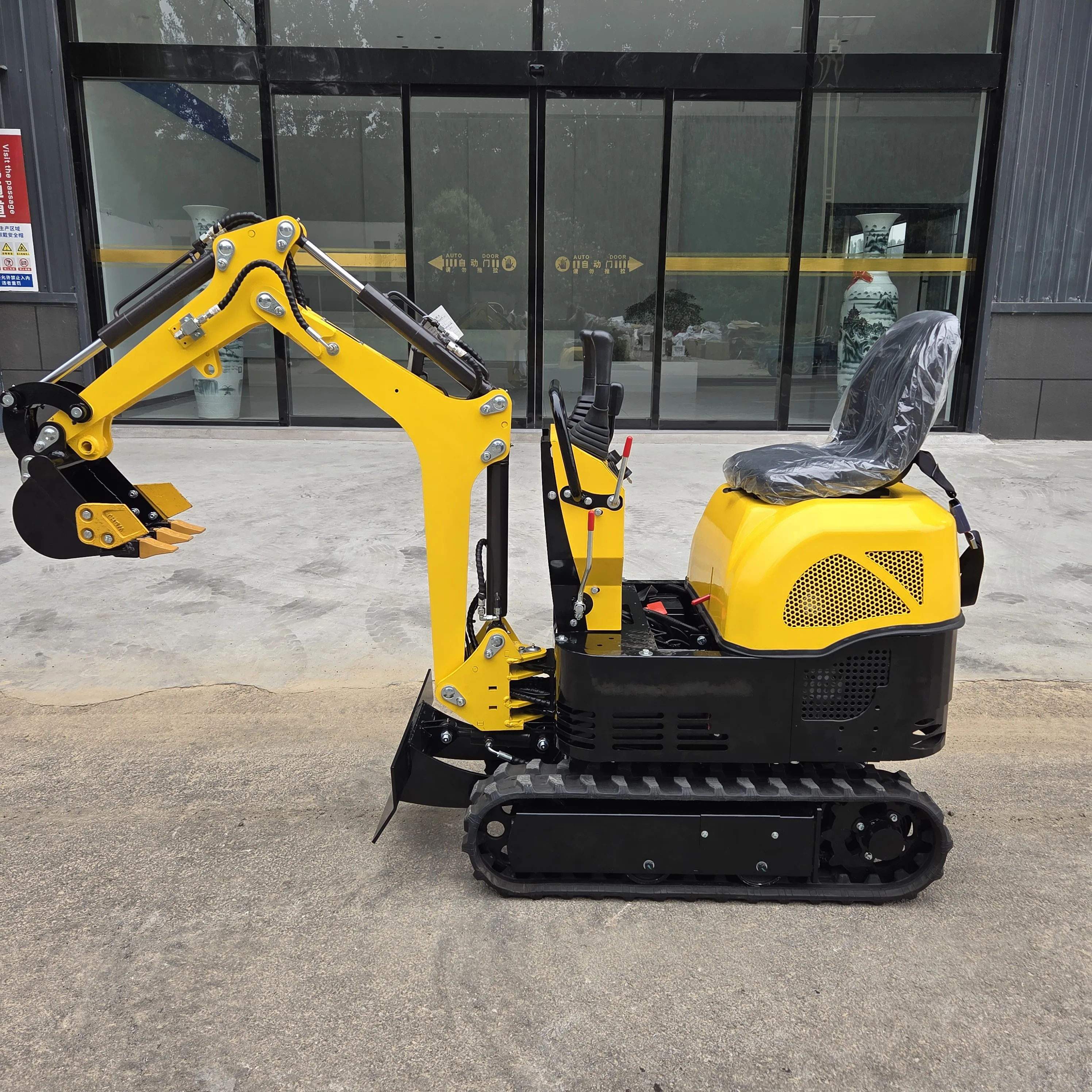 

ZNW — компактный домашний мини-экскаватор 08 PRO, скорость хода 3 км/ч, глубина копания 1200 мм для дворов и небольших строительных проектов