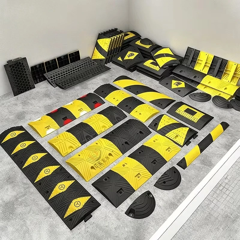 Manufacturer Wholesale Traffic Safety Yellow Black Industrial Rubber Deceleration Band Deceleration Slope