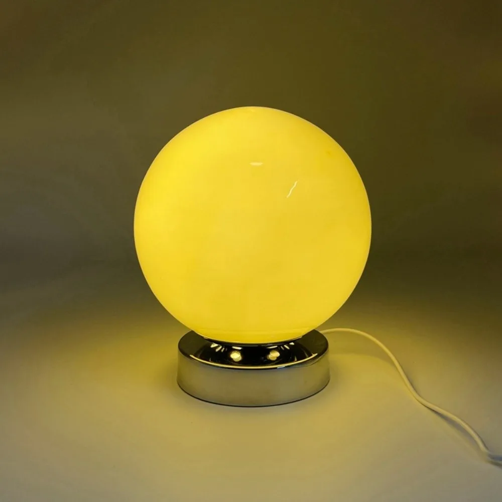 USB Powered Glass Ball Table Lamp with 3 Color Light Minimalist Spherical Night Light Vintage Classic Atmosphere Lamp Office