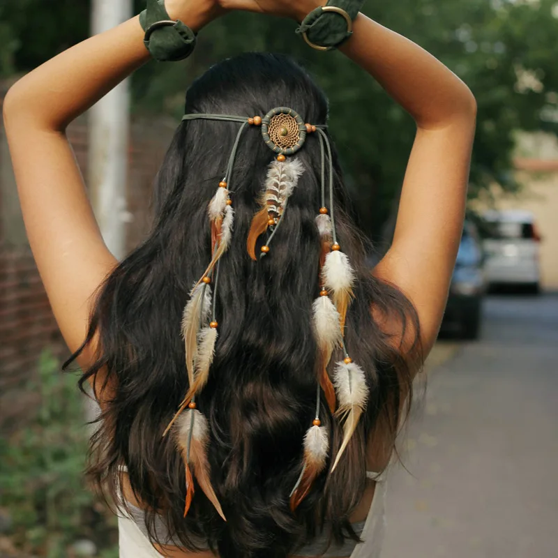 The Indian white Feather Headband Headdress Hair Rope Headwear Tribal Hippie Handmade Hair Accessories for Women