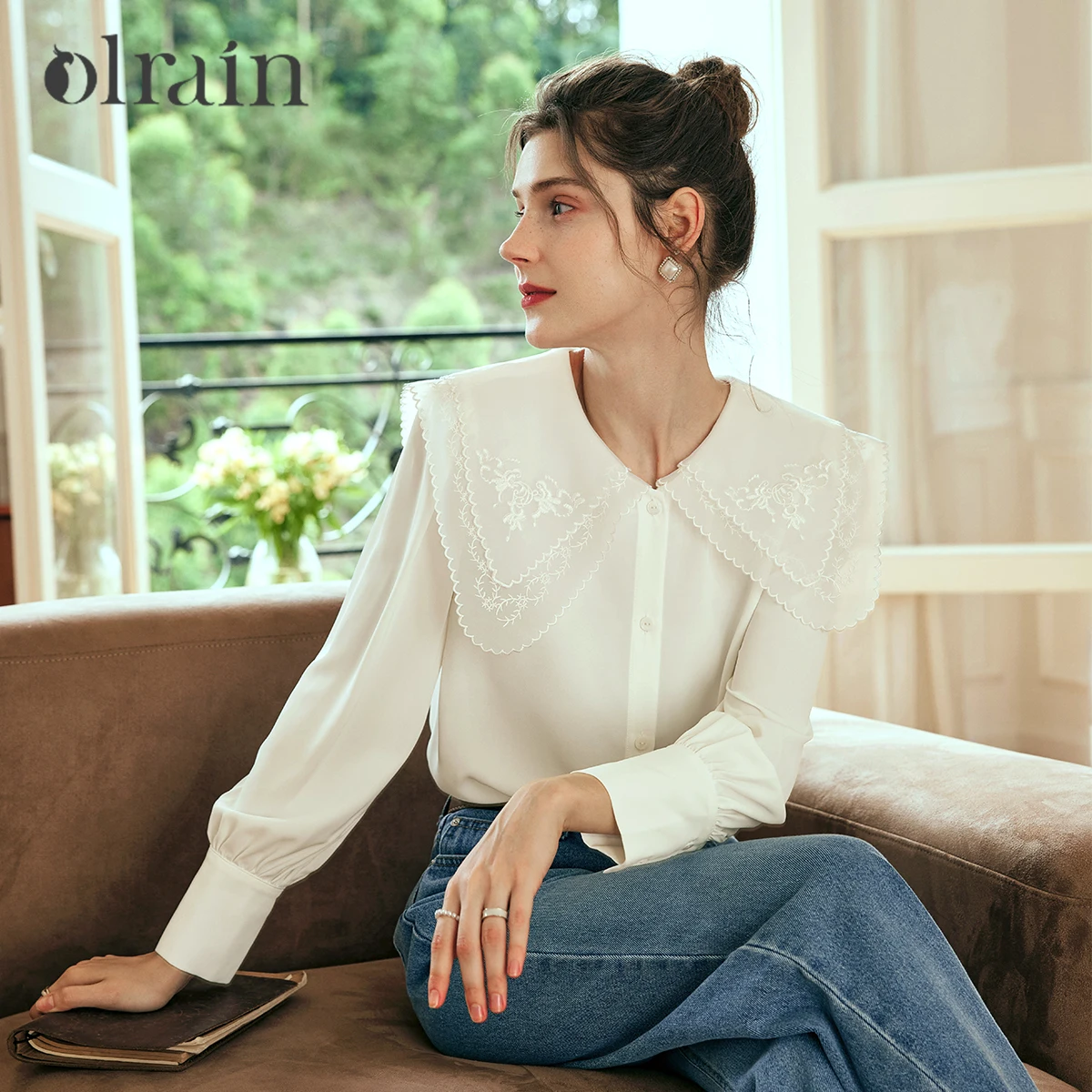 

OLrain Shirt Woman White Long Sleeve French Autumn 2025 Embroider Peter Pan Collar Shirts and Blouses Chiffion Tops O23QC83986