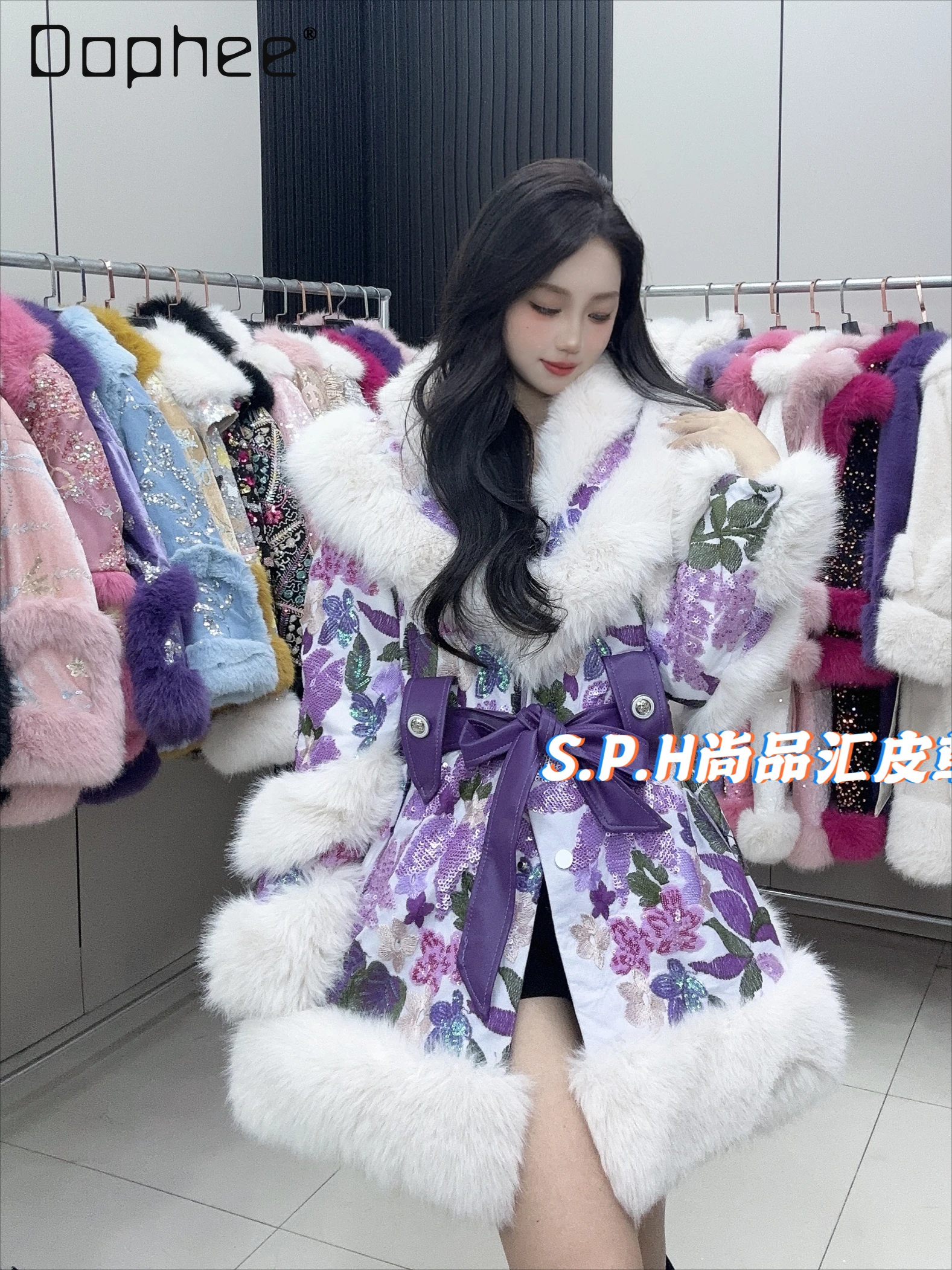 

2024 Winter New Fur Coats Sweet Mid Length Sequins Decoration Young Good Figure Faux Fur Coats Women Strap Waist Fluffy Jacket