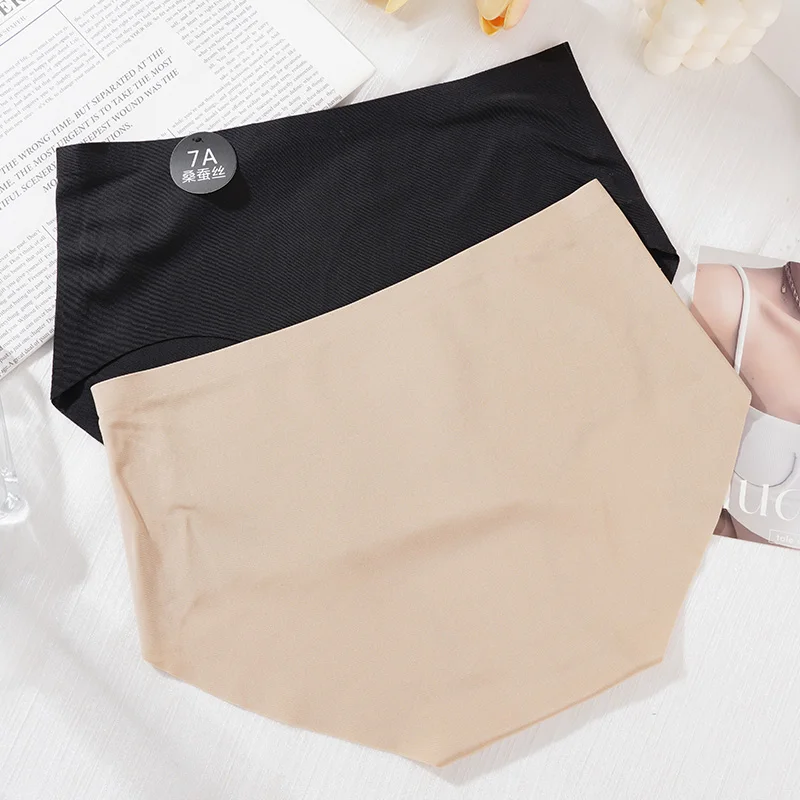 1PC Ice Silk Seamless Underwear Ladies Summer Soft Underpants Ultra-thin Solid Color Women Breathable Briefs Panties