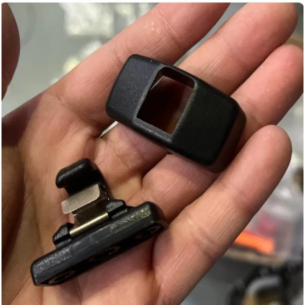 For Audi A7 S7 A6 Fixing Clips Hooks Sun Visor Left Right Fits Good Toughness Not Loose After Repeated Disassembly Assembly