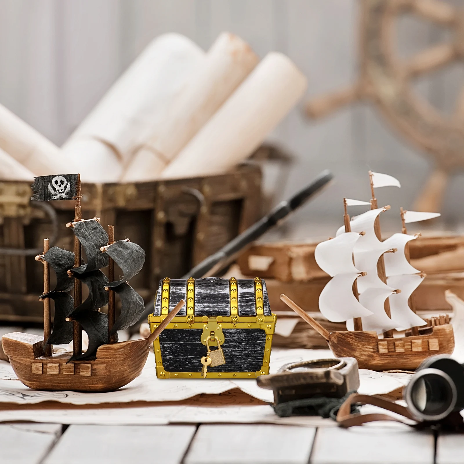 1pcs Pirate Plastic Game Prop Decorative Box Lock Kids Classroom Pretend Play Adventure Party Home Office Use Small Portable