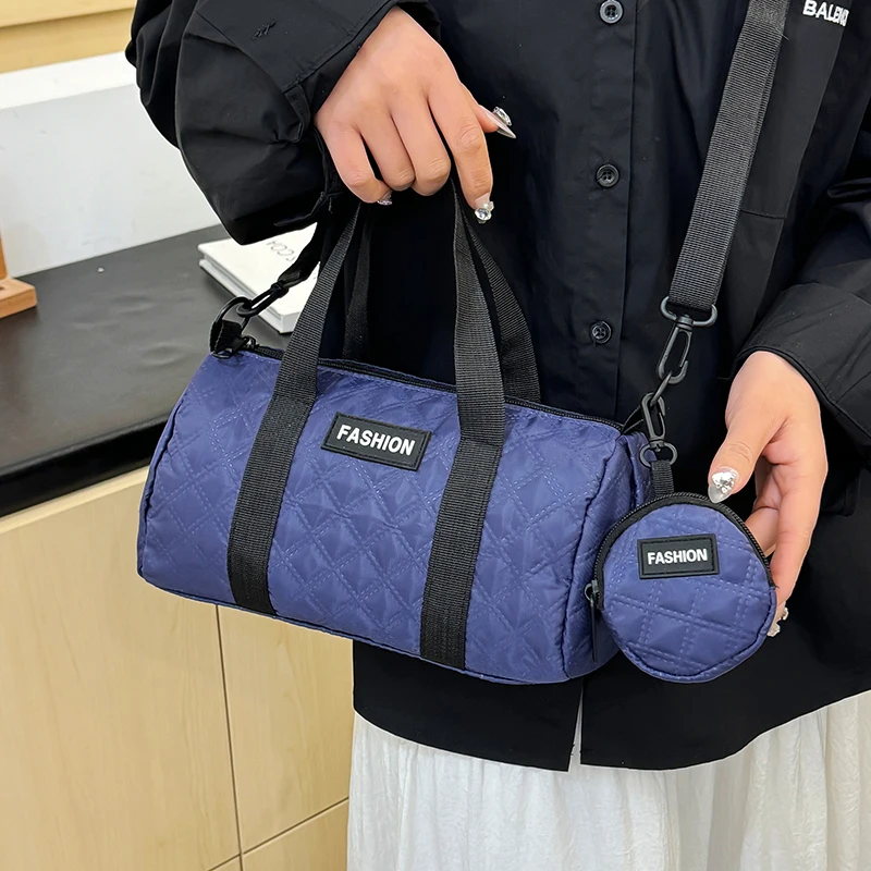 

Neutral style backpack for men, women and mothers, suitable for carrying on trips and travels, with a cross-body design.