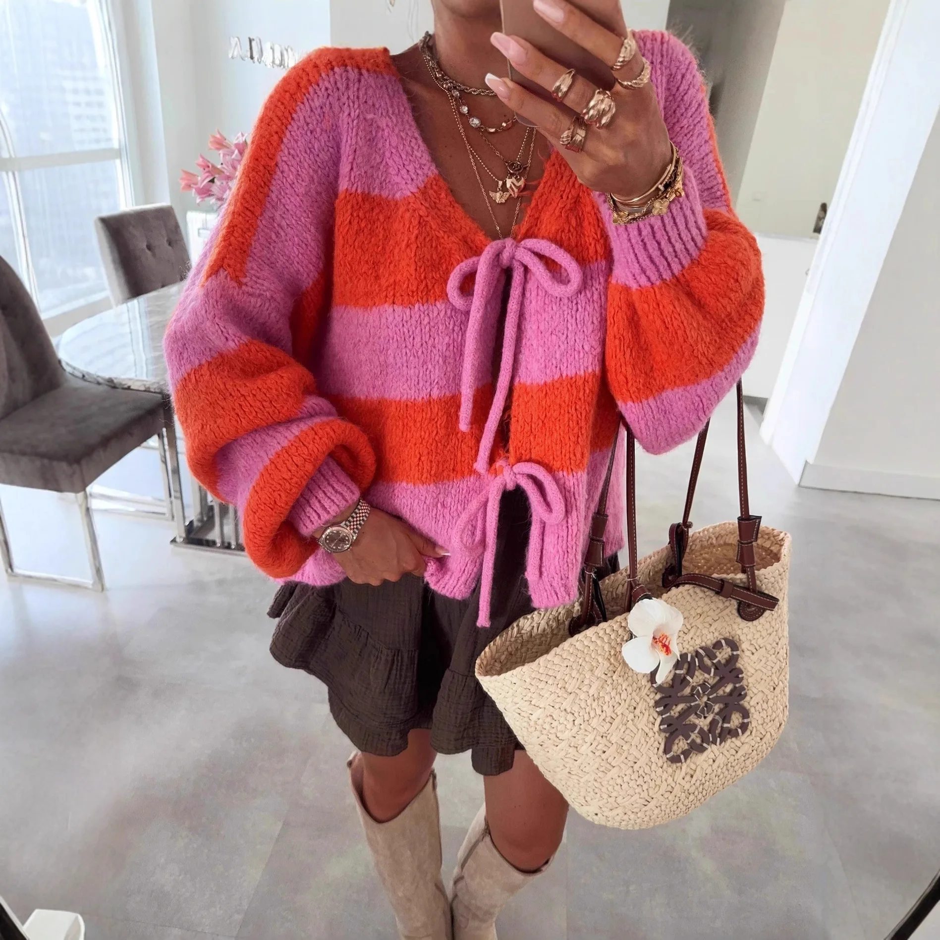 Кардиган Женский 2025 Lace-up Knitted Colorblocking Striped Versatile Sweater V-neck Autumn Winter Halloween Sweater Kadın Giyim