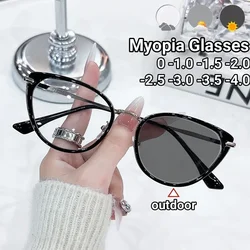 New Cat Eye Photochromic Myopia Glasses Women Men Fashion Anti-Blue Light Glasses Vintage Large Anti Blue Light Eyewear