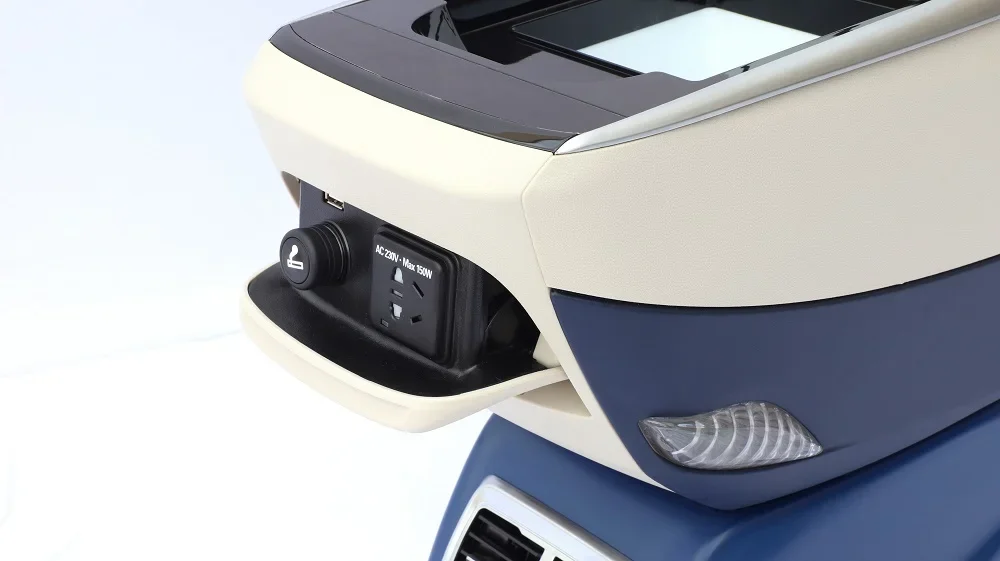 Promotion Central Control MPV Luxury Car Interior Armrest Refrigerator Electric for Sienna  GL8 ES 28T 653T 652T