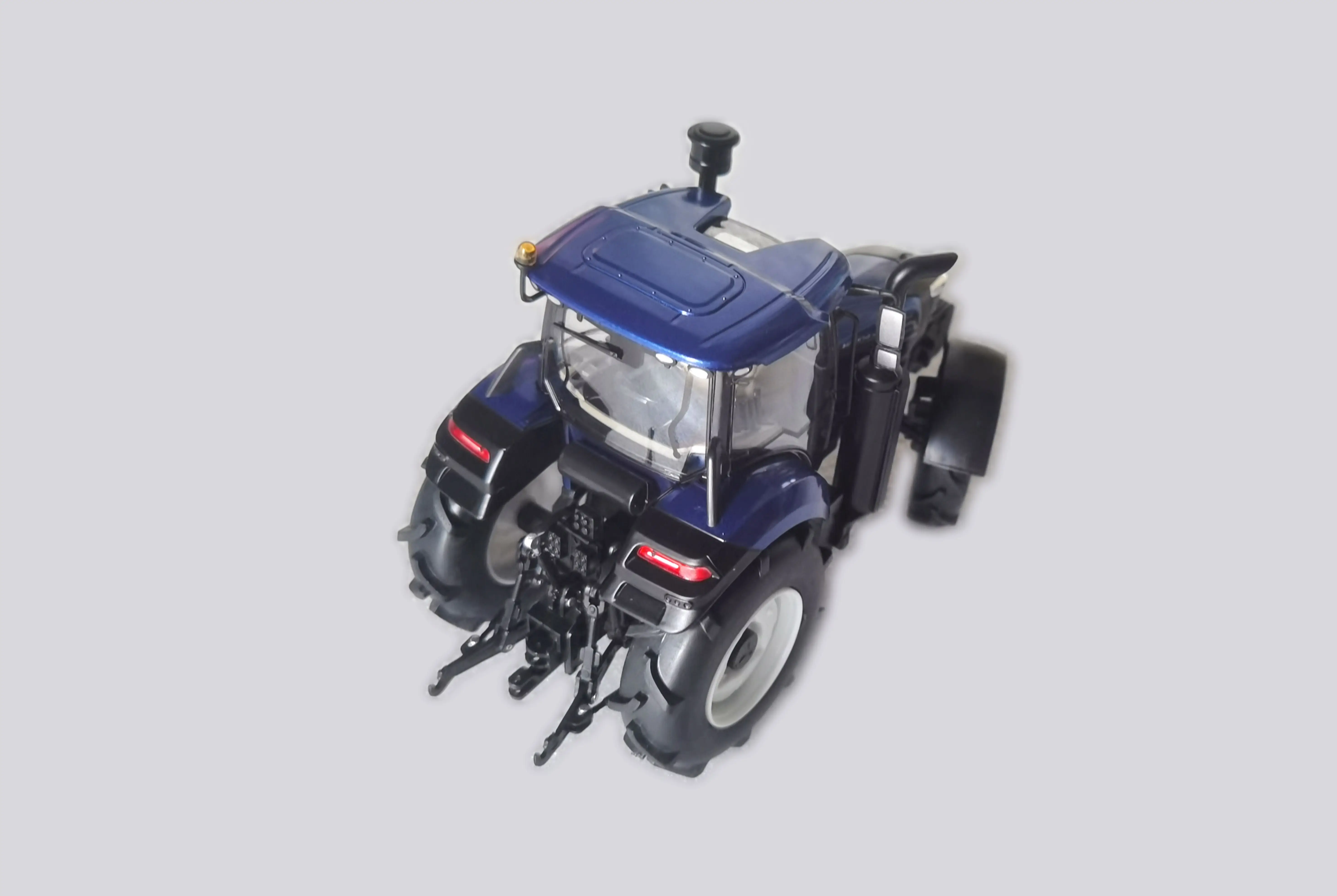 Tractor Show Decoration, Scale 1:32 for Lovol M2404-7R