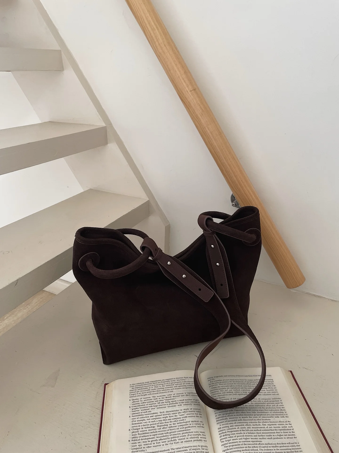 Tas Selempang Wanita Tas Tanga - Half Moon Bag Suede ulasan dan harga